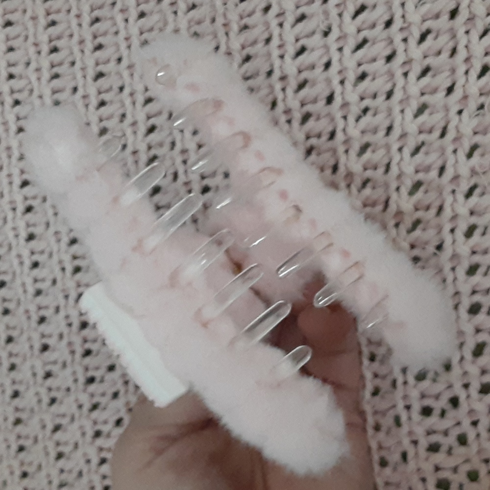 Hello Kitty Mini Beauty Bundle - Picture 7 of 7